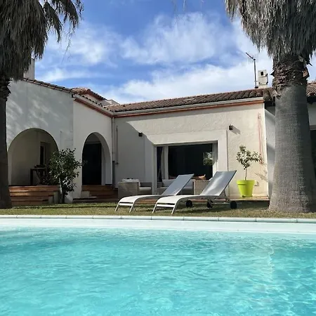 Villa Avec Magnifique Piscine Et Grand Jardin, A 2 Pas Du Golf Et De La Saint-Cyprien (Pyrenees-Orientales)