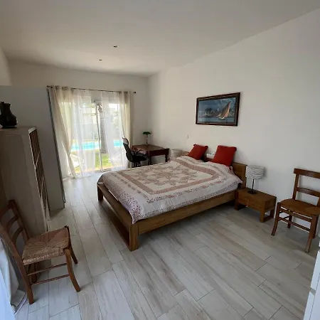 Villa Avec Magnifique Piscine Et Grand Jardin, A 2 Pas Du Golf Et De La Saint-Cyprien (Pyrenees-Orientales)