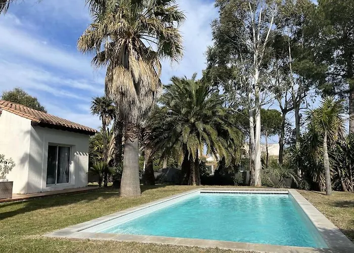 Avec Magnifique Piscine Et Grand Jardin, A 2 Pas Du Golf Et De La * Saint-Cyprien (Pyrenees-Orientales)